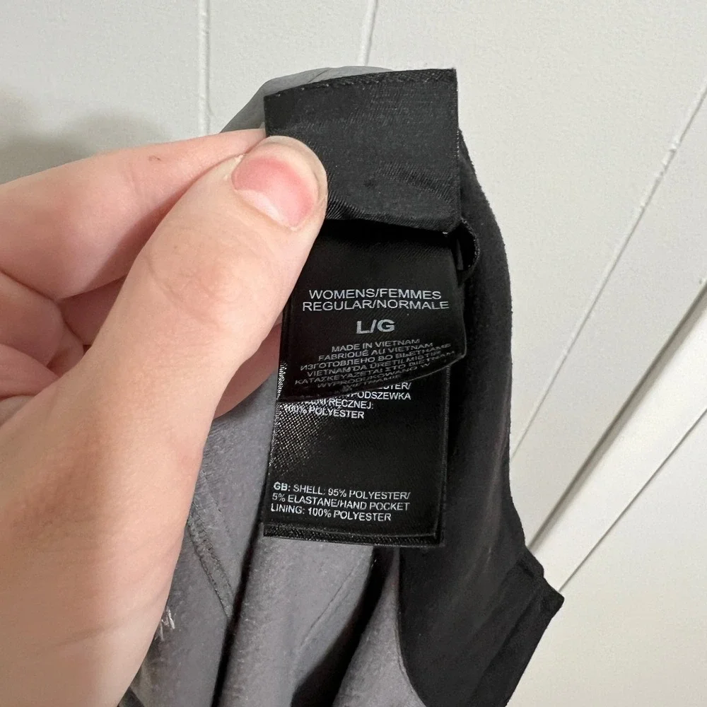 The North Face Softshell Jacket Women's M Gray Zip Up Water Resistant Apex‎